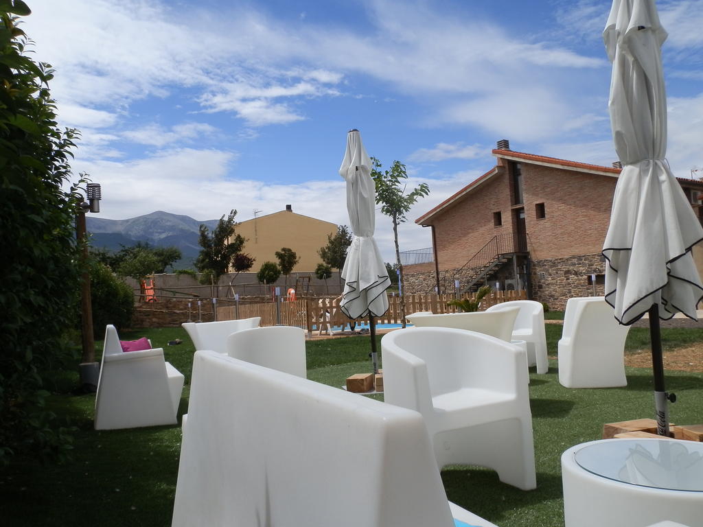 Hotel El Comendador Anon Añón Bagian luar foto